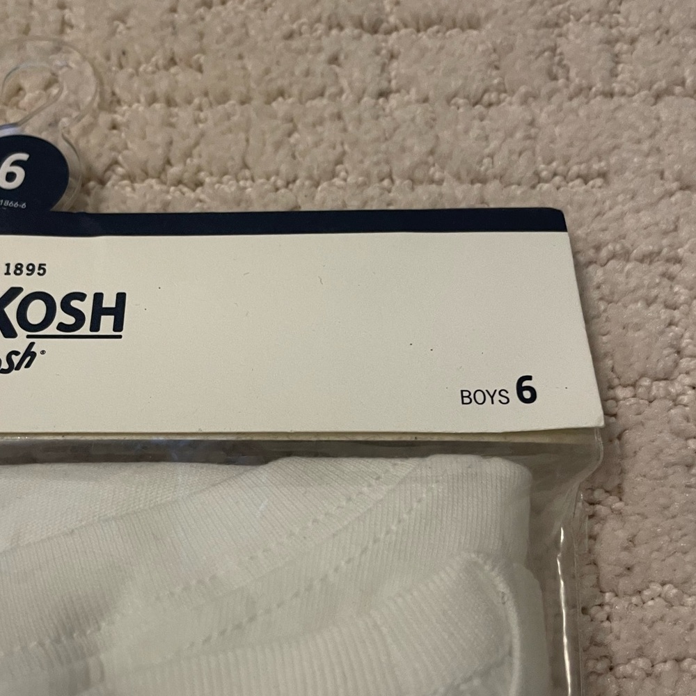 OshKoshB’gosh boys 100% cotton short sleeved white tshirts (2 pack) size 6 - Picture 2 of 5